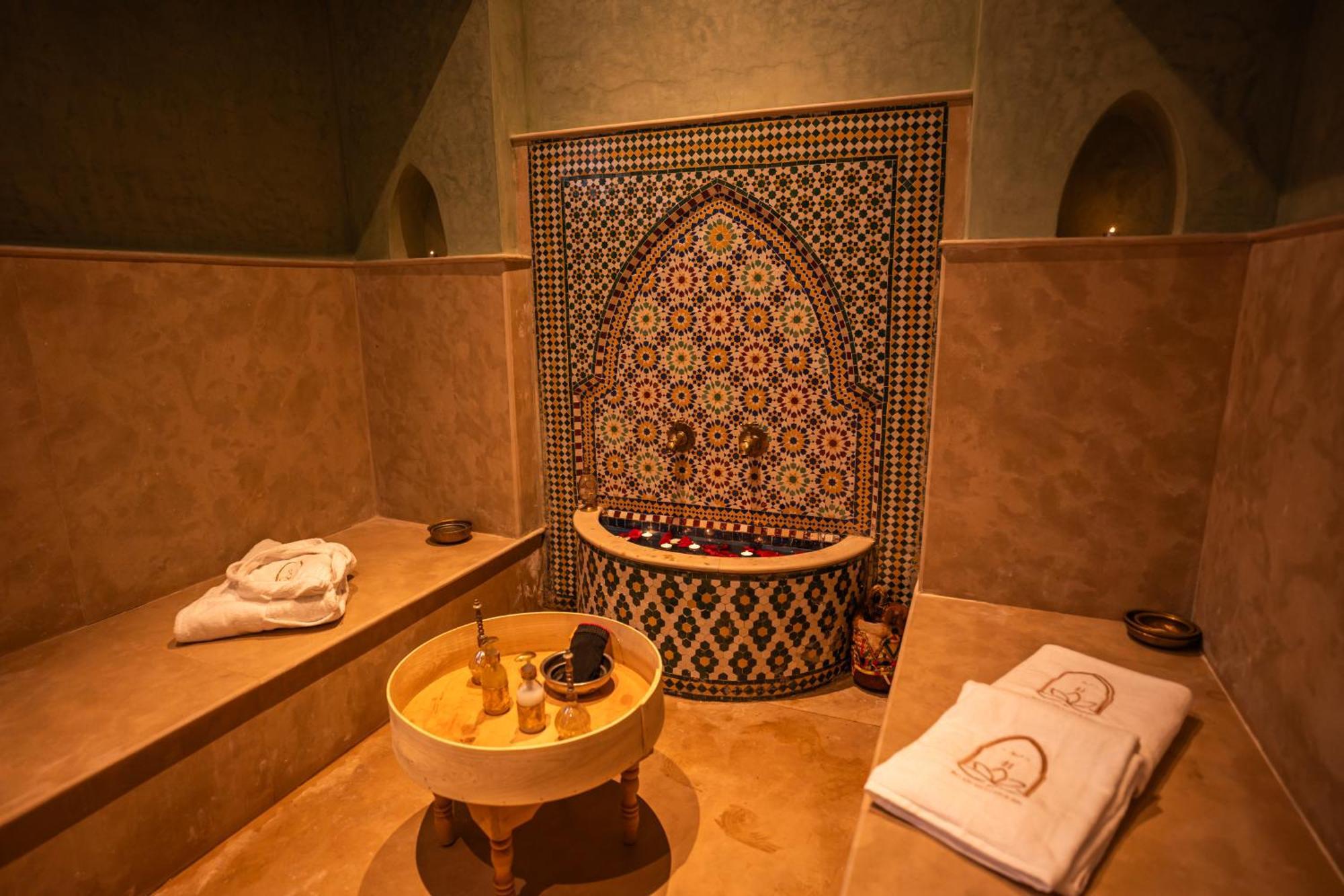 Palais Menzah & Spa Ouled Bouzid Exterior photo